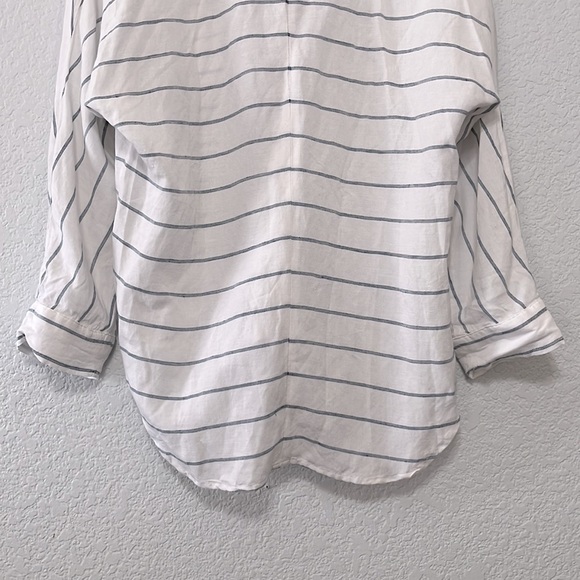 Rails Lily Positano Stripe Linen Lace Up Top - Picture 10 of 16